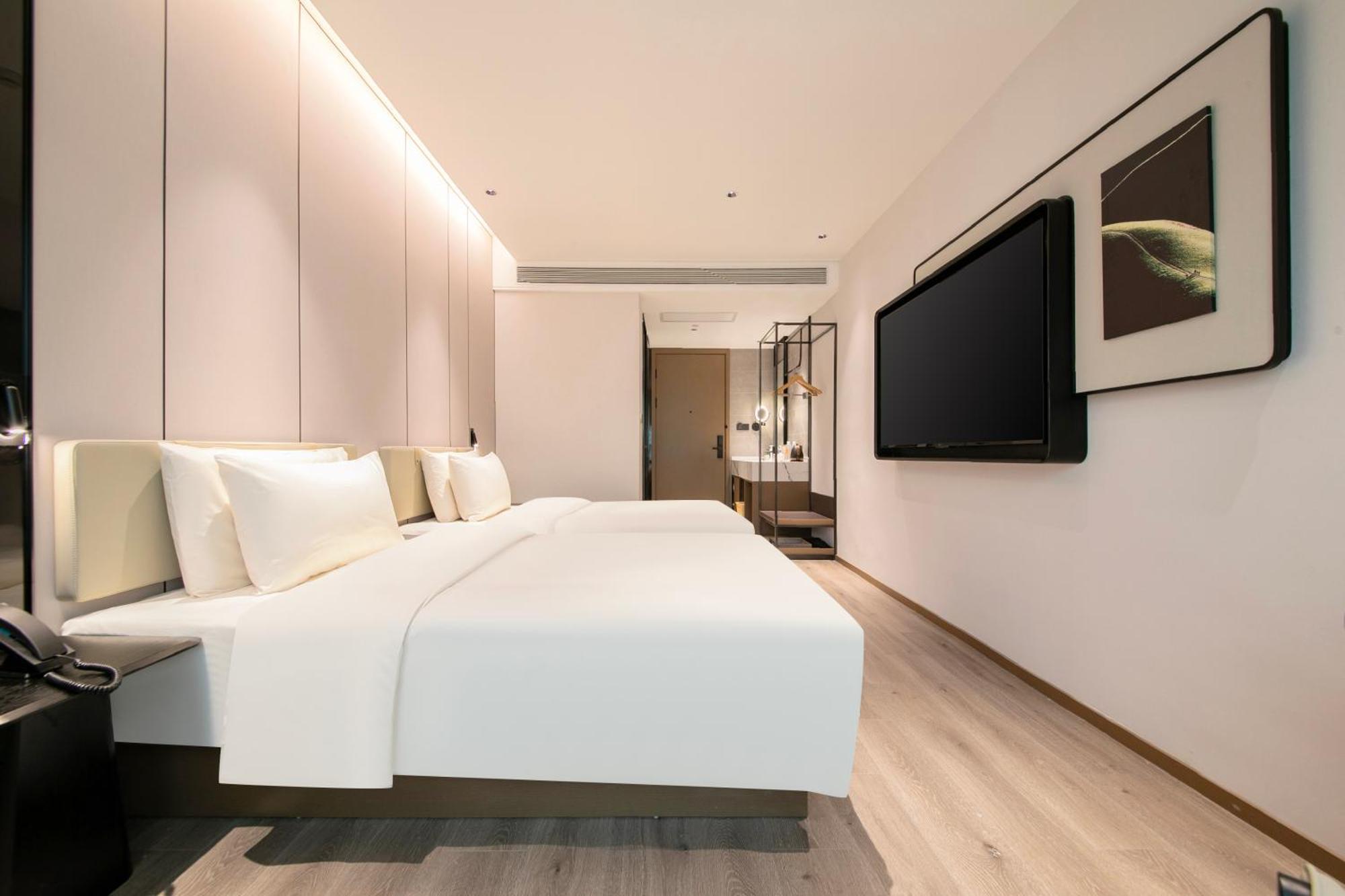 Atour Lujiazui Pudong Avenue 4*